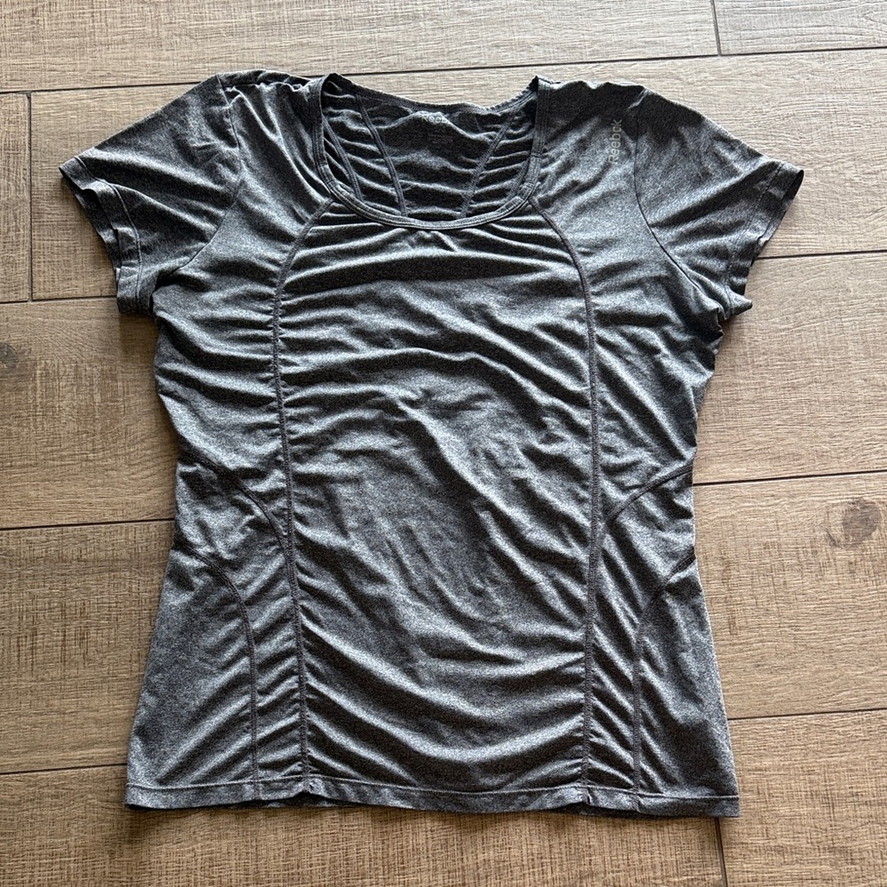 Reebok Heather Gray Women's Short Sleeve Tee large